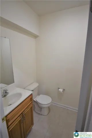 Lower level half bath