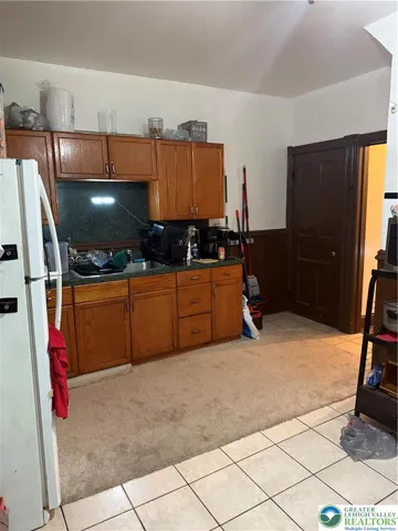 713 Kitchen