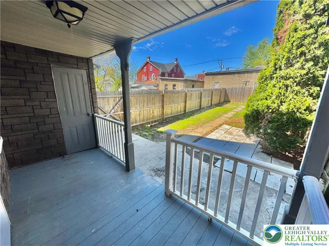 715 Back Porch