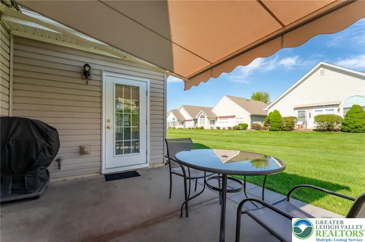 Shady patio for hot days