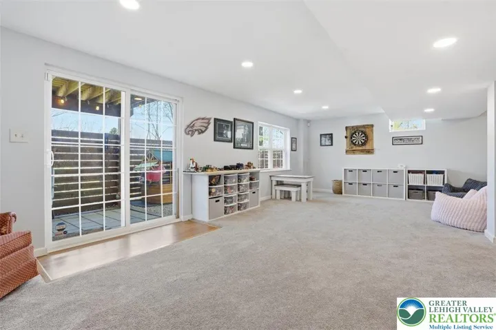 Walk out, daylight basement