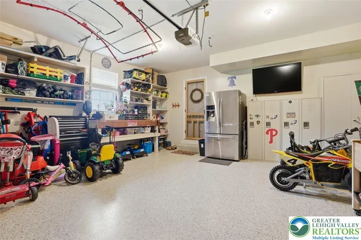 Premium Polyaspartic floor