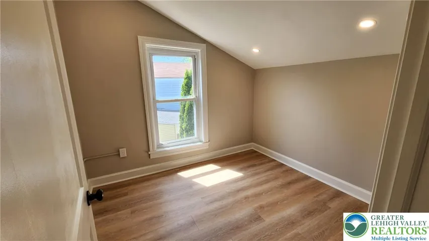 Office/Extra room