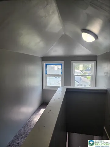 4400