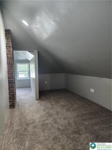 4400