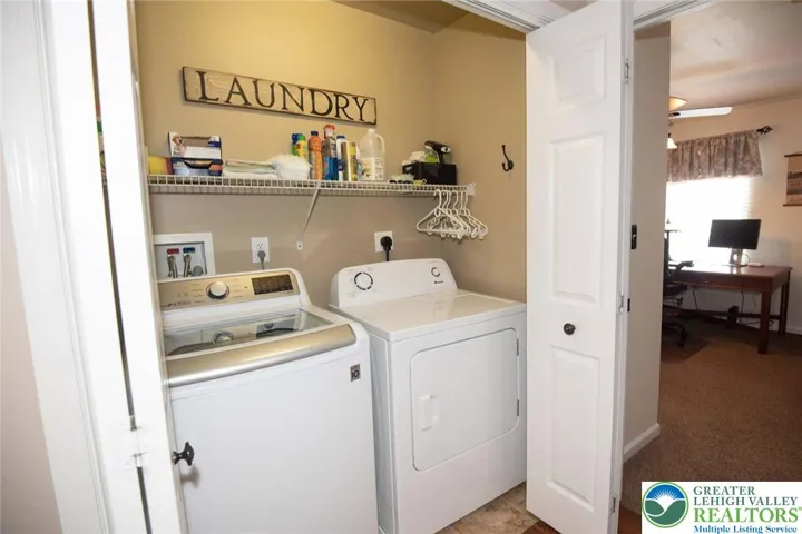 2nd floor laundry; washer/dryer remain