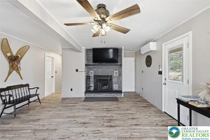 Living Room w/Fireplace