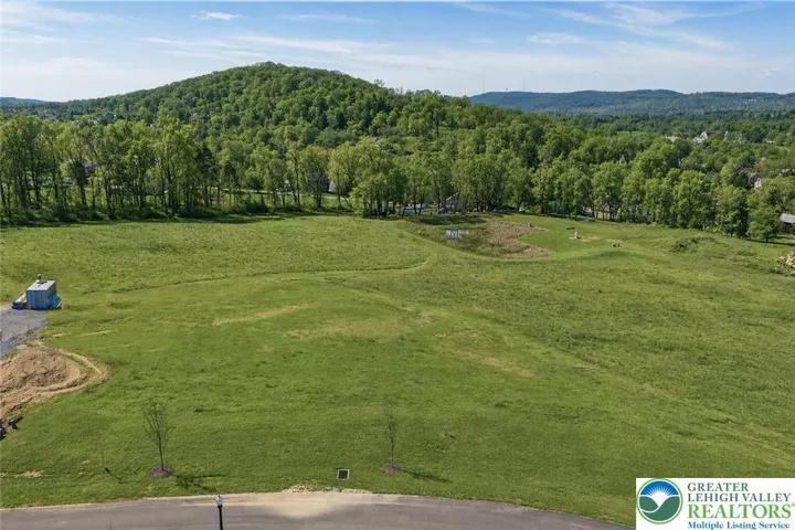 Lot 5