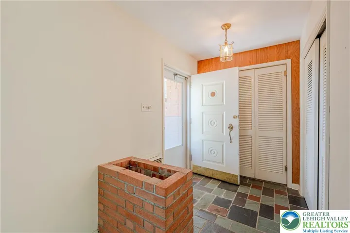 Come On In!