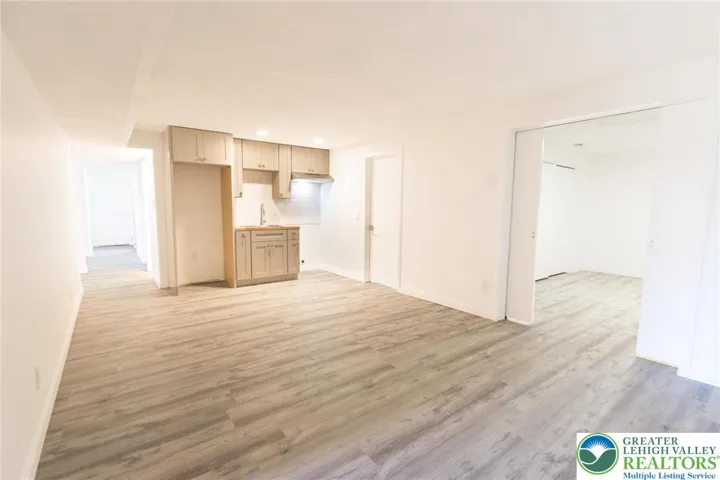 Lower level In-law suite kitchen and dining area