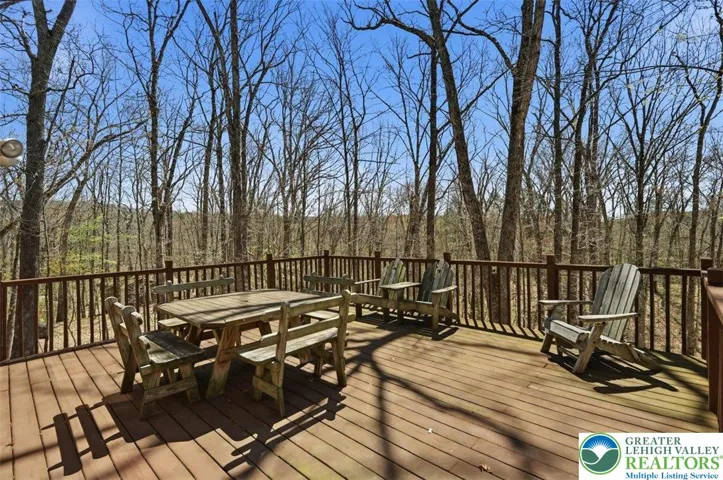 Deck-Soothing Sound of Water