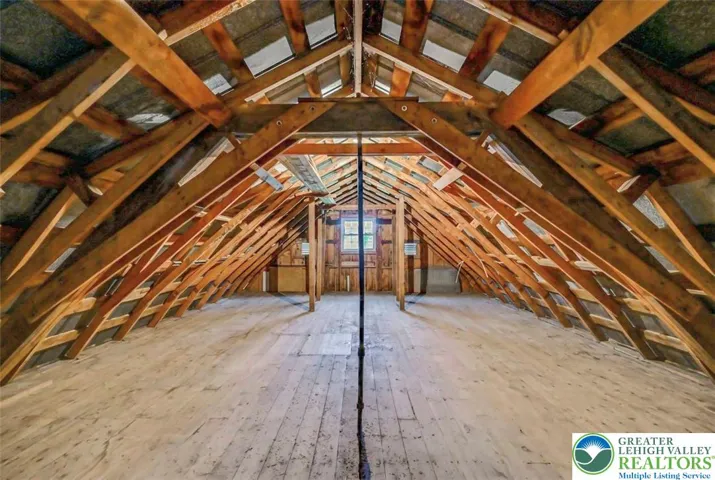 2nd Floor - Barn w/ Exposed Wooden Beams