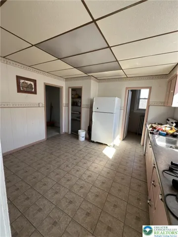 vacant apartment kitchen