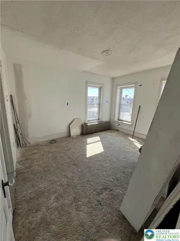 vacant apartment potential third bedroom
