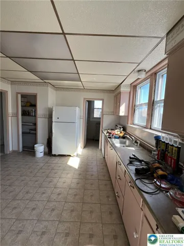 vacant apartment kitchen