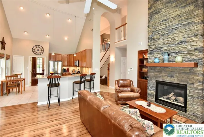 Living Room to kitchen