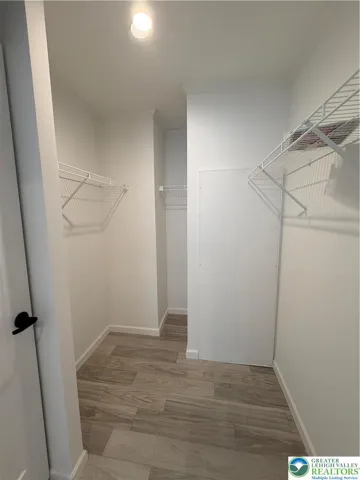Walk in Closet
