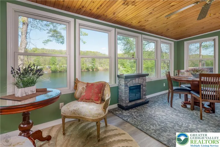 Sunroom River View