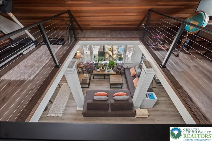Loft/Music Room