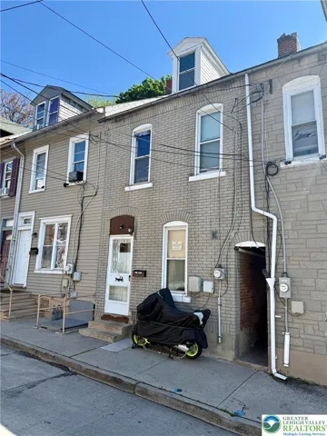 463 W Gordon