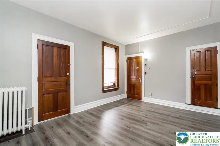 2nd level living room