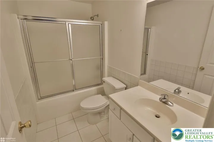 Bathroom 4