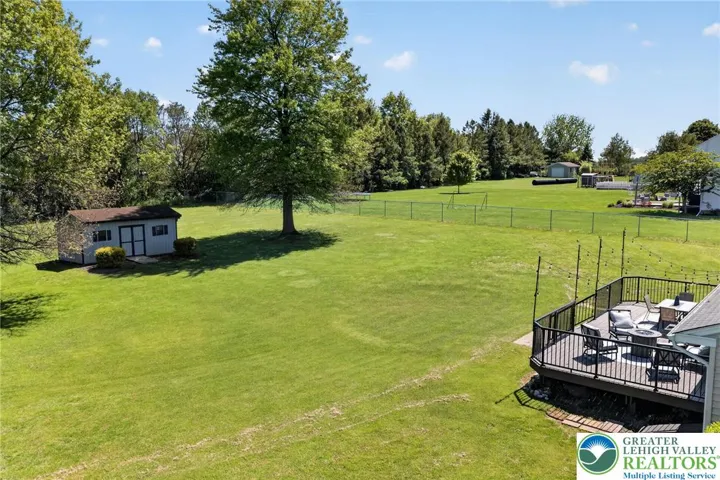 Did we mention it's on a full acre?