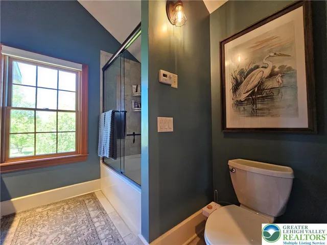 2nd floor bath