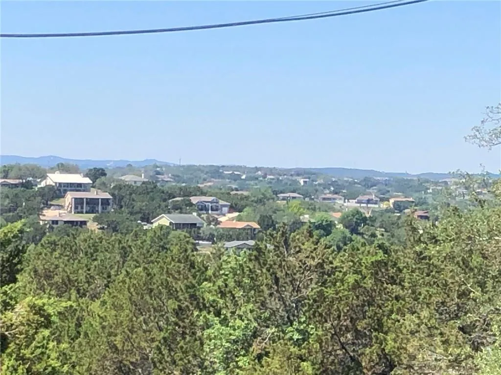 Photo of 69 DAWN DR, Lago Vista, TX, 78645