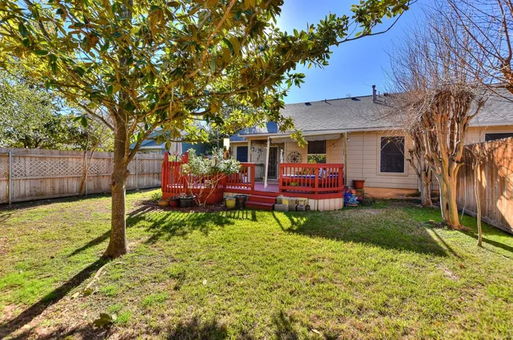163 Prairie Springs Loop, Georgetown, Texas 78626