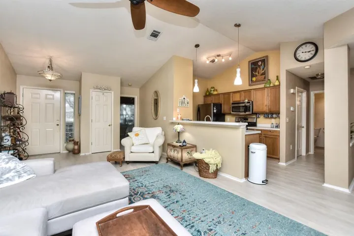 163 Prairie Springs Loop, Georgetown, Texas 78626