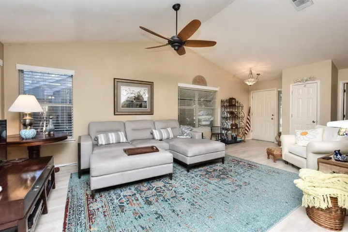 163 Prairie Springs Loop, Georgetown, Texas 78626