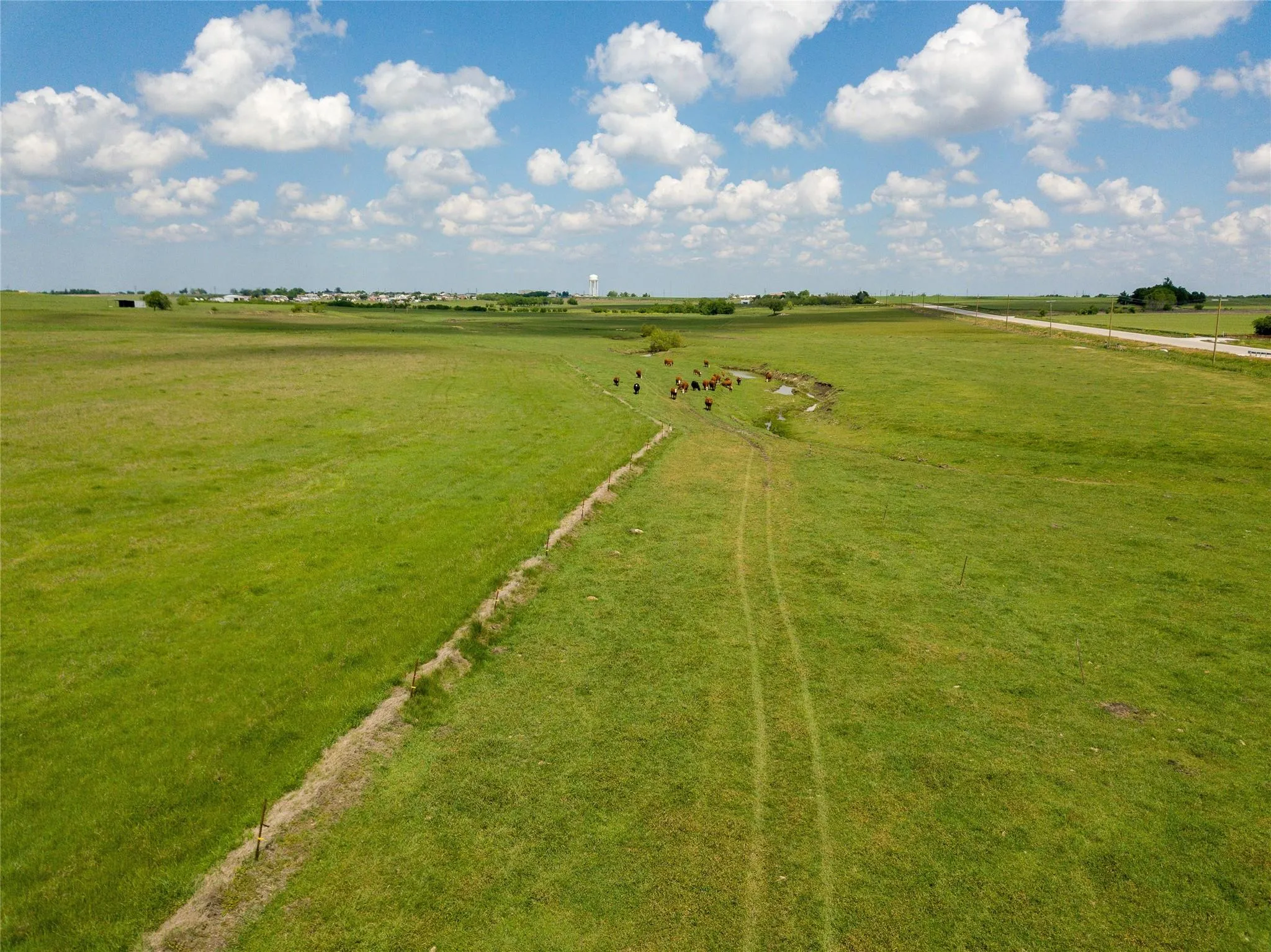 Photo 4 of 204 COUNTY ROAD 160 RD