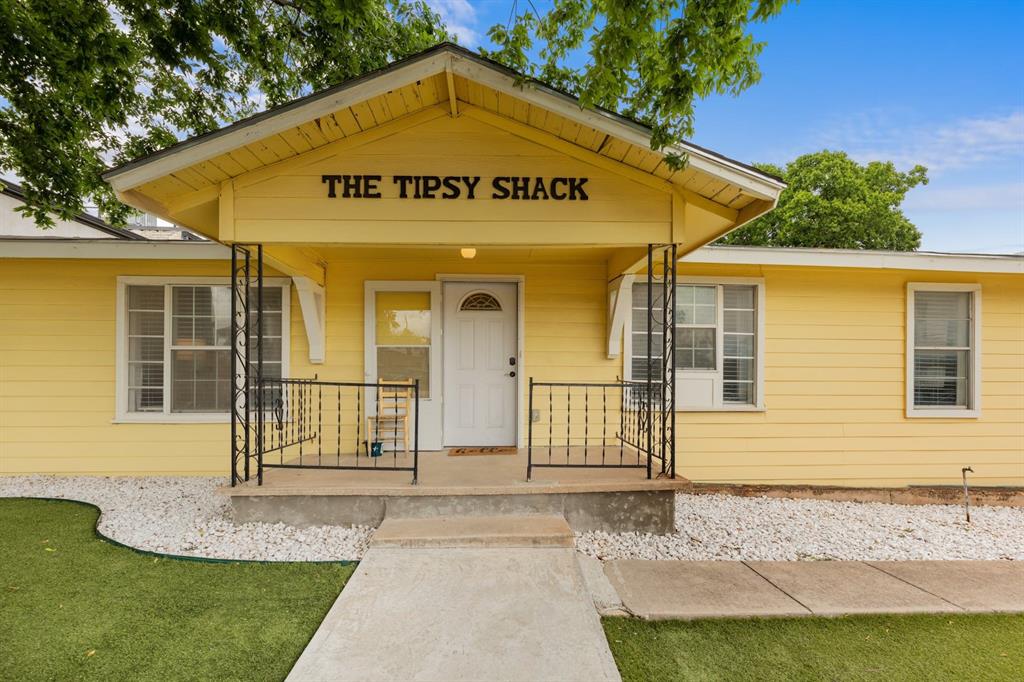 Photo of 102 E LIBERTY AVE, Round Rock, TX, 78664