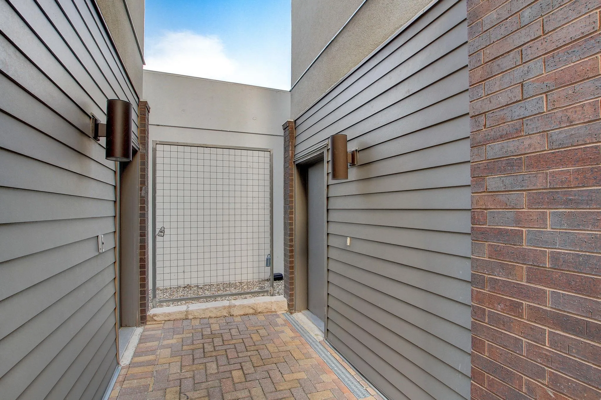 Photo 5 of 1702 S LAMAR BLVD #11