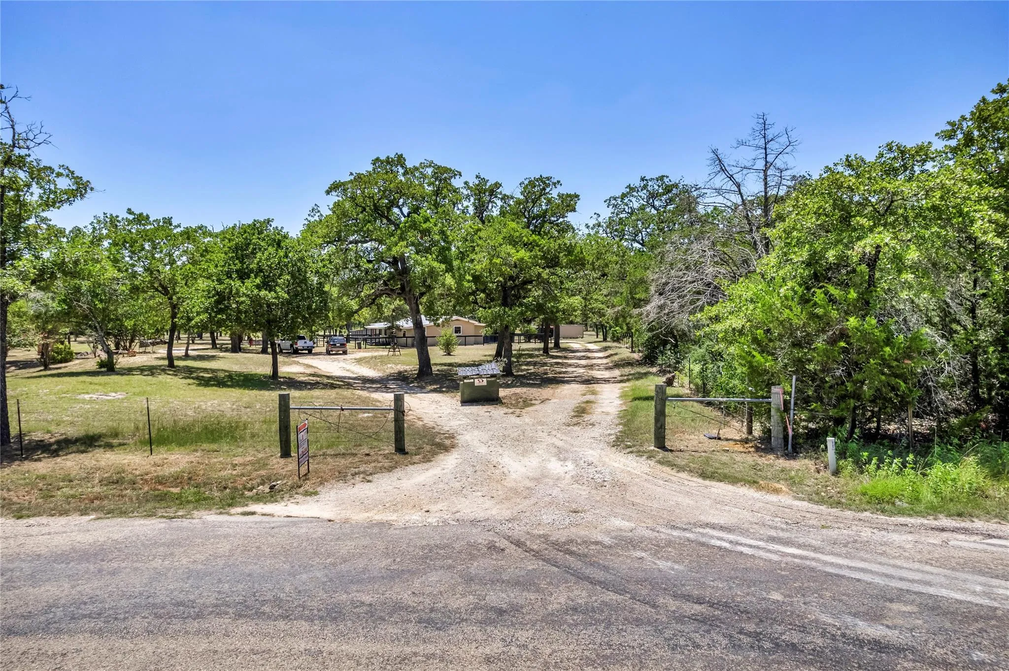Photo 3 of 148 MILAM LN