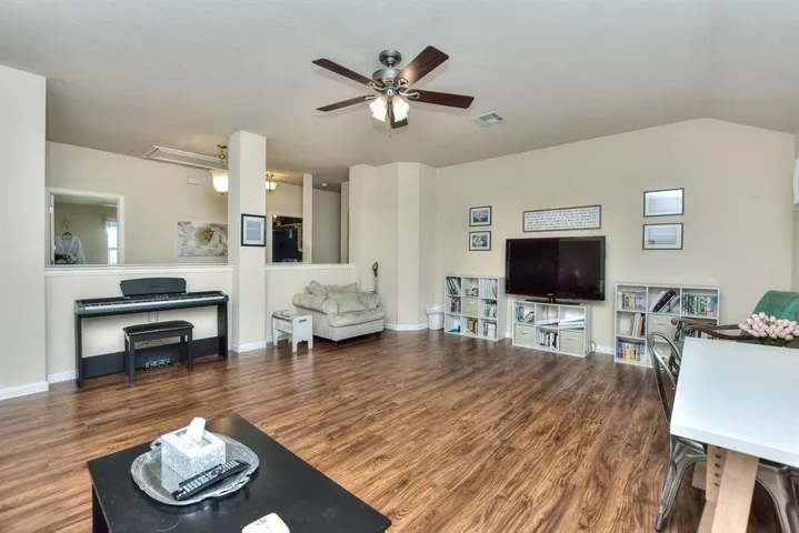 2801 Linville Ridge Ln, Pflugerville, Texas 78660