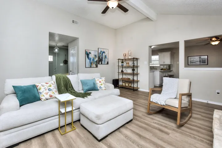 101 Pruddy Oaks Rd, Liberty Hill, Texas 78642