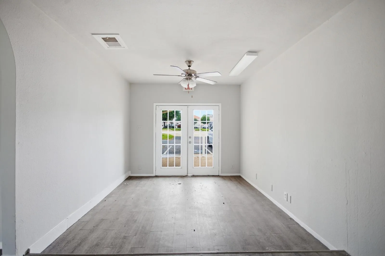 Photo 5 of 1305 S MAYS ST #C&D