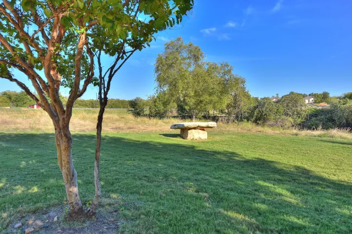 Backs to a greenbelt space