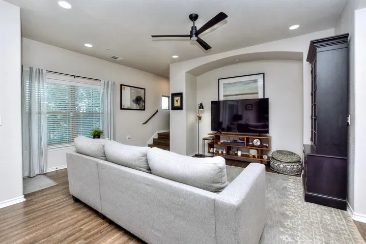 216 Birch Oak Ln, Georgetown, Texas 78628