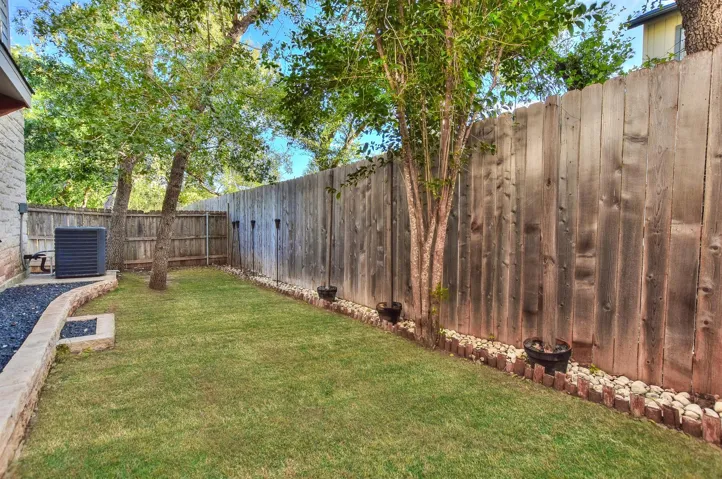 216 Birch Oak Ln, Georgetown, Texas 78628