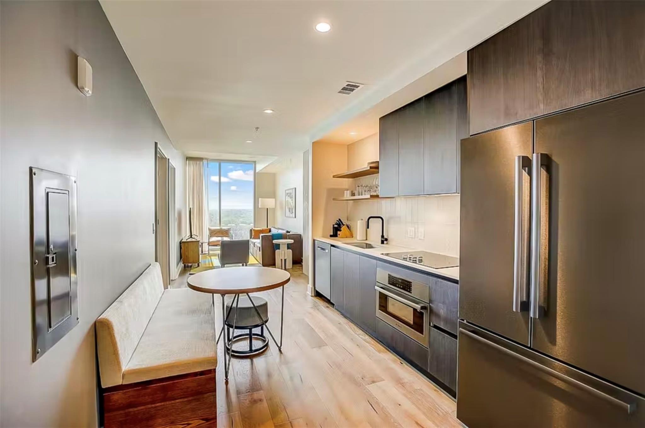 Photo 2 of 48 EAST AVE #1305