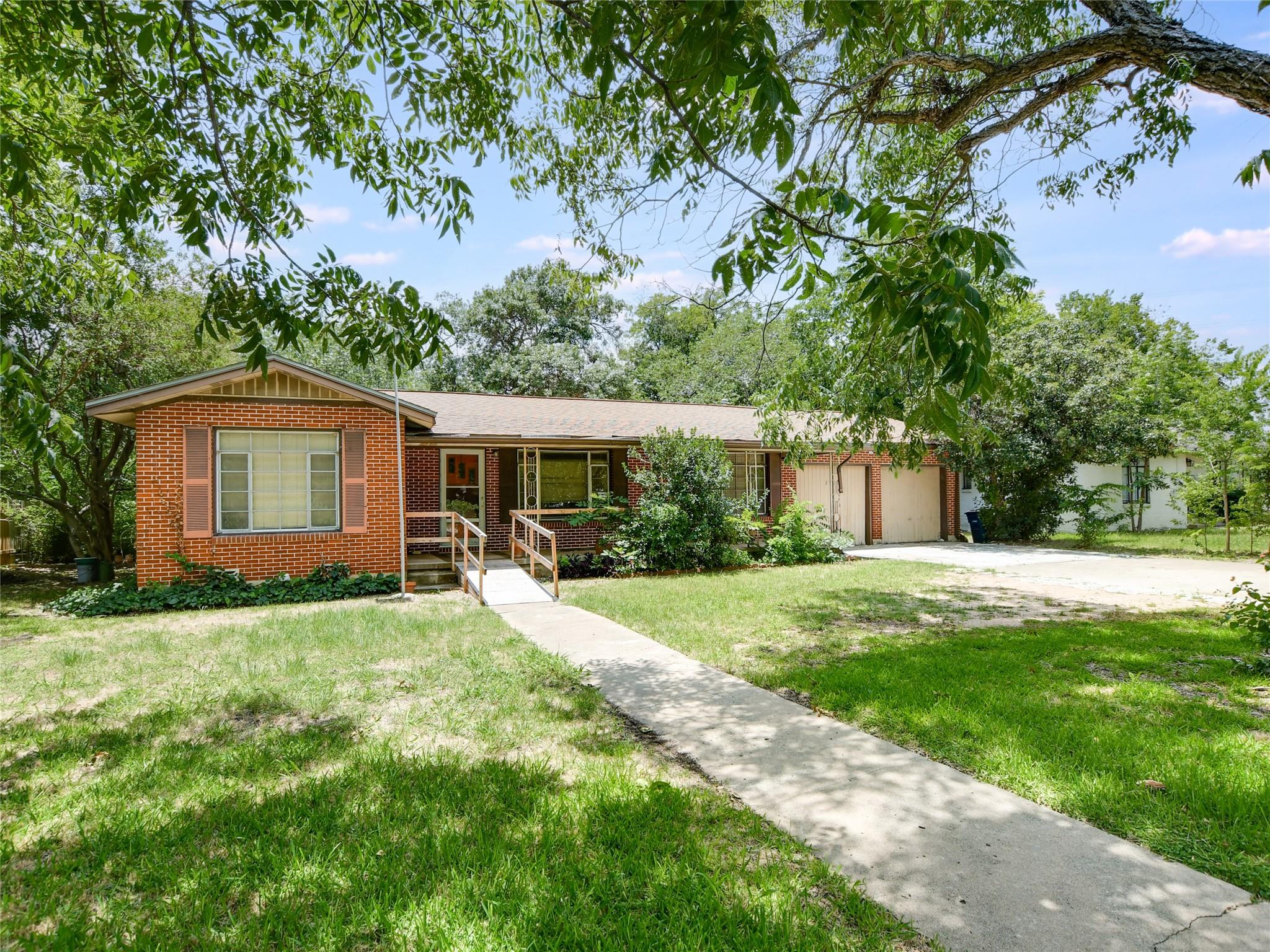 Photo of 2901 W 45TH ST, Austin, TX, 78731