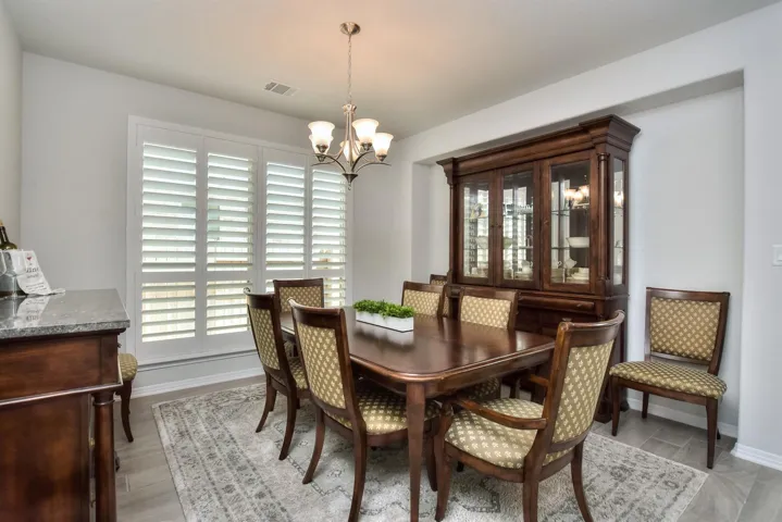 Formal Dining