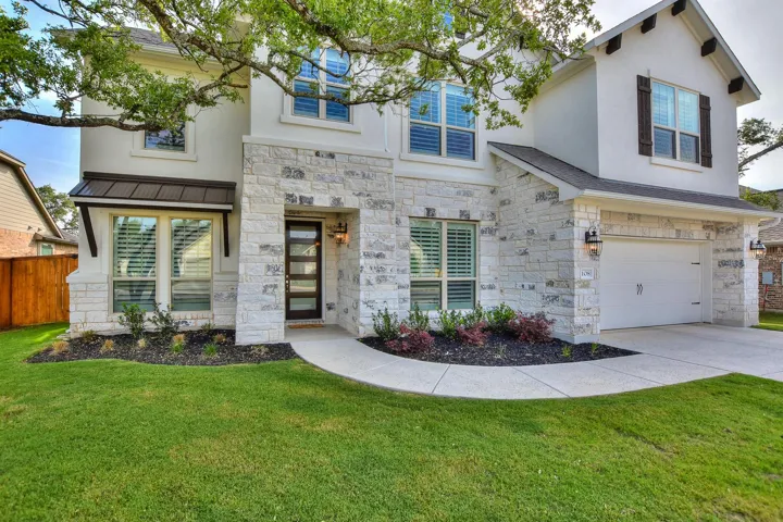 108 Sail Wind Way, Georgetown, Texas 78633