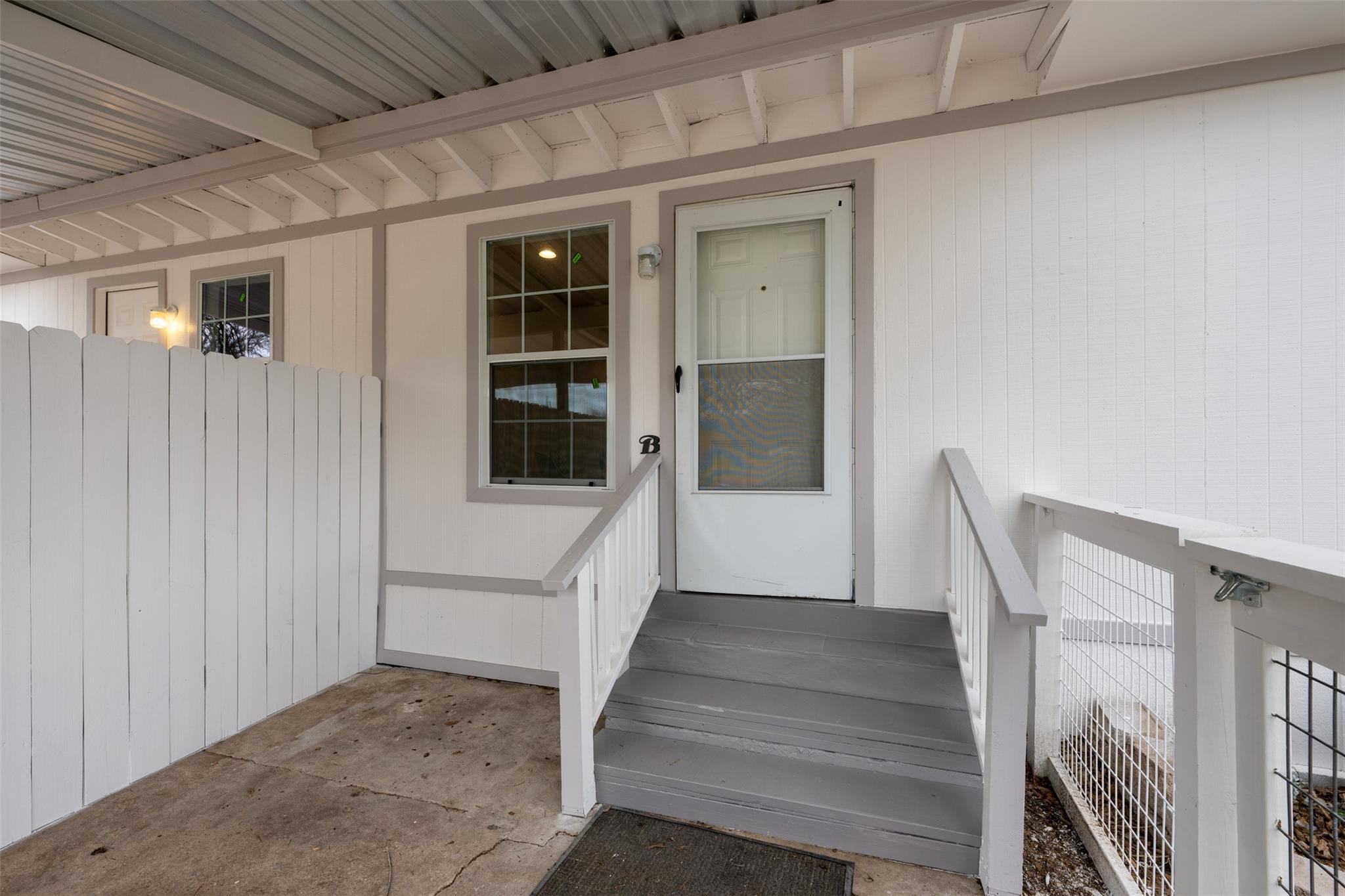 Photo 4 of 901 VALDEZ ST #1-3