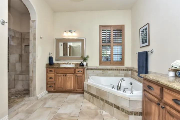 31109 Kingsway Rd, Georgetown, Texas 78628