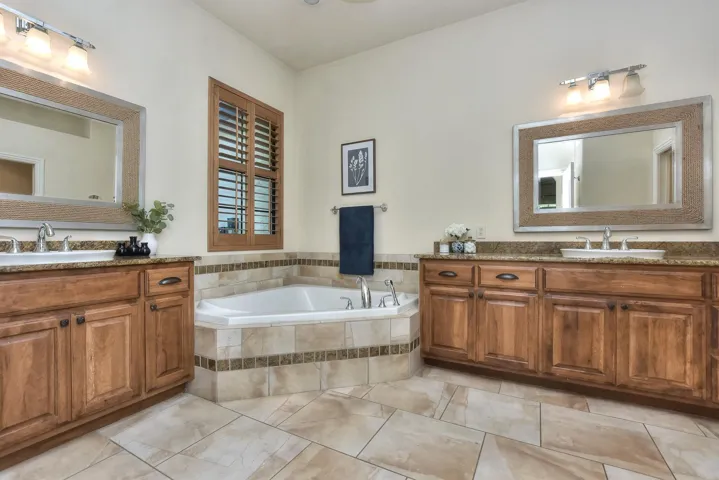 31109 Kingsway Rd, Georgetown, Texas 78628