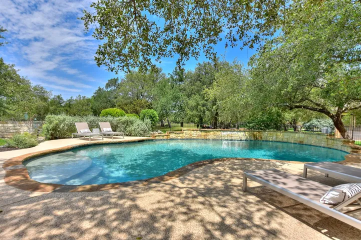 225 Gabriel Vis W, Georgetown, Texas 78633